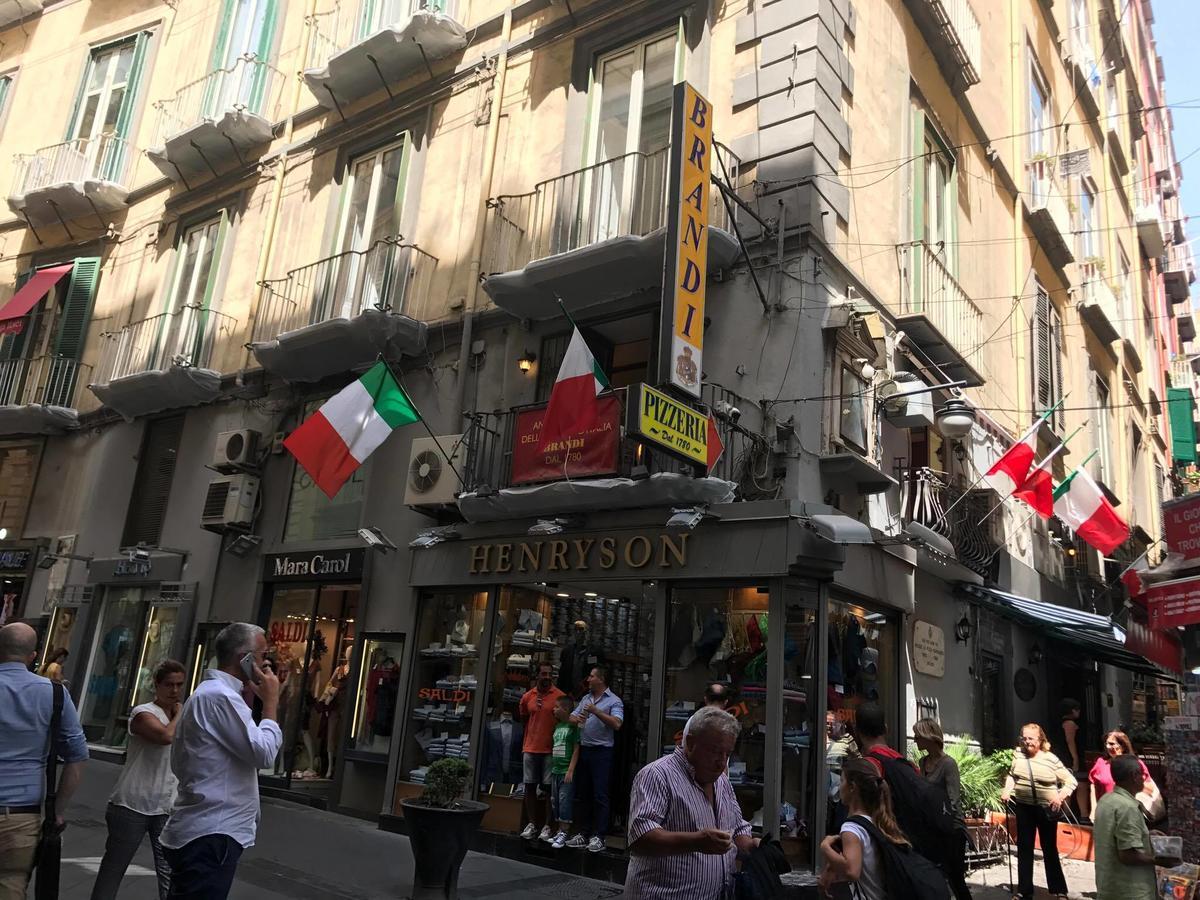 B&B Chiaia 216 Napoli Exterior foto